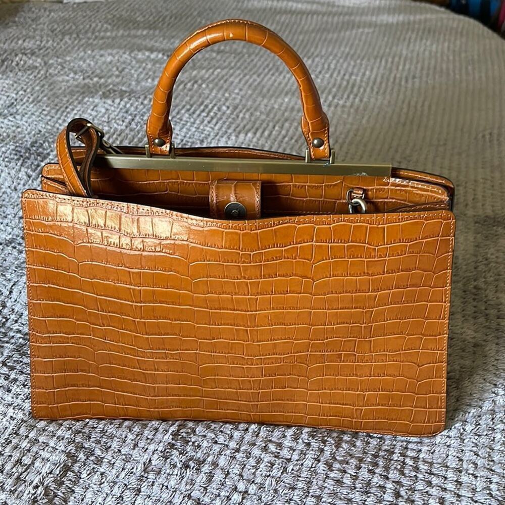 CLAUDIA FIRENZE Camel Colored Alligator Skin Textured Handbag